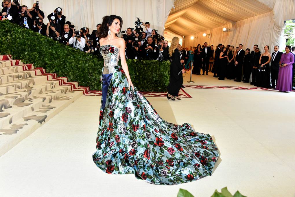 Amal Clooney wearing Richard Quinn01
