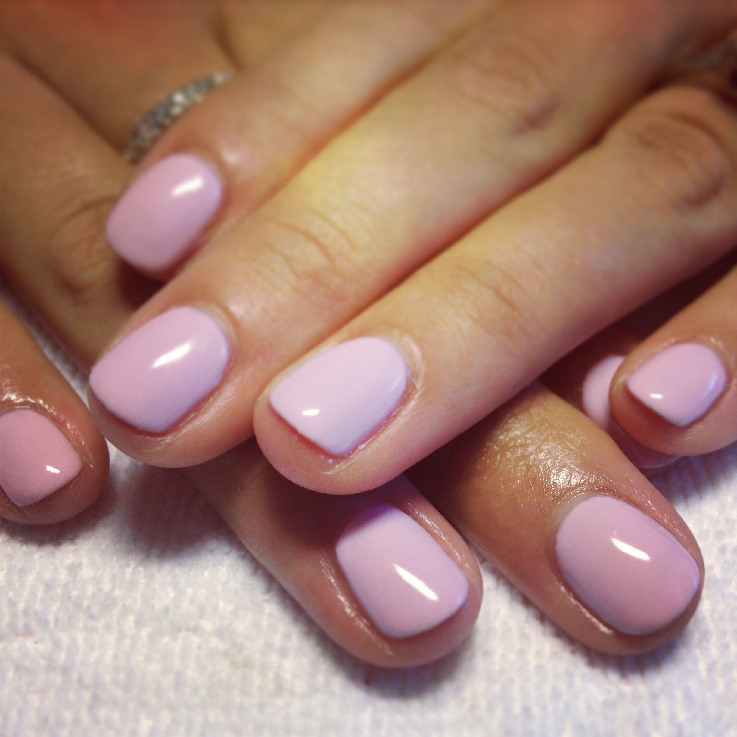 short nails min